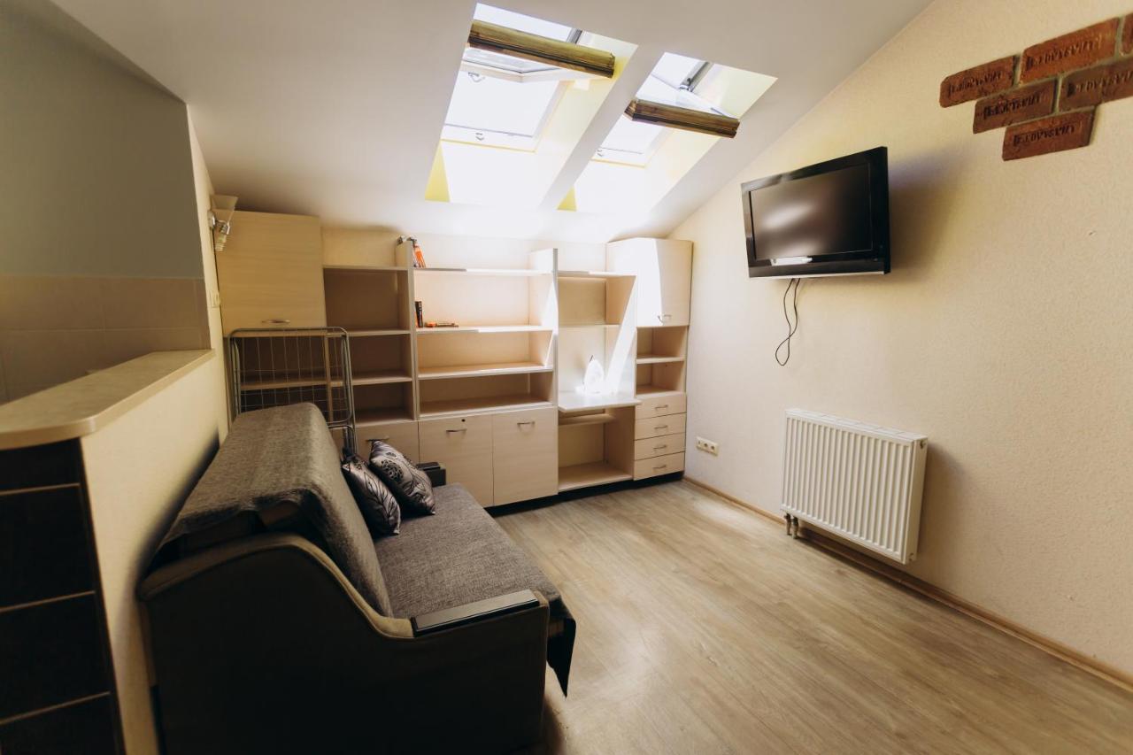 Затишні Apartments Біля Жд Вокзалу 伊万诺-弗兰科夫斯克 外观 照片